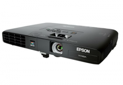 Proyector Epson Powerlite 1760W Resolucion WXGA 1024x728 2600 Lumenes 30-300"